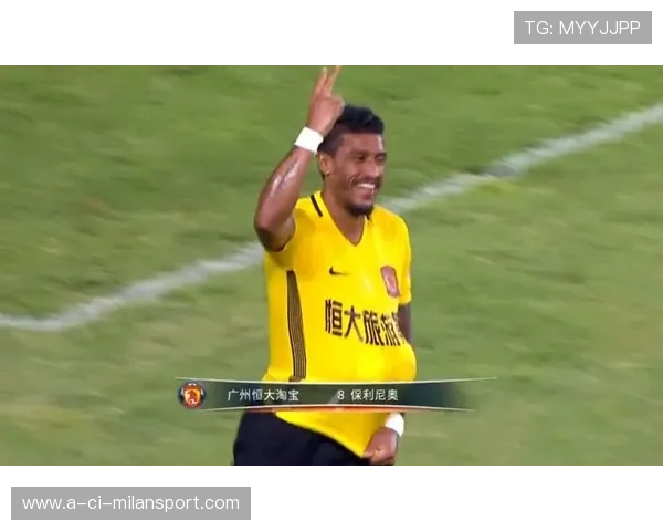 上海海港前锋李明头球破门，锁定胜局